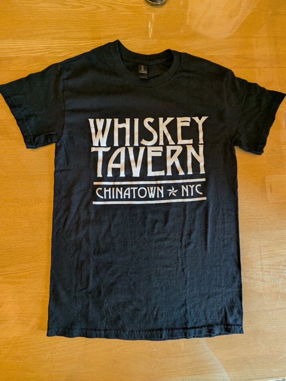black New York tee